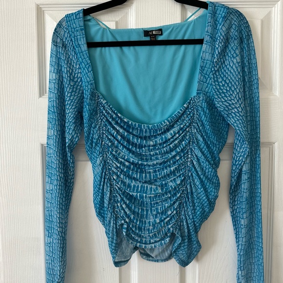 AFRM Strarus Ruches Front Mesh Top Blue Crocodile / Size M - Picture 4 of 6